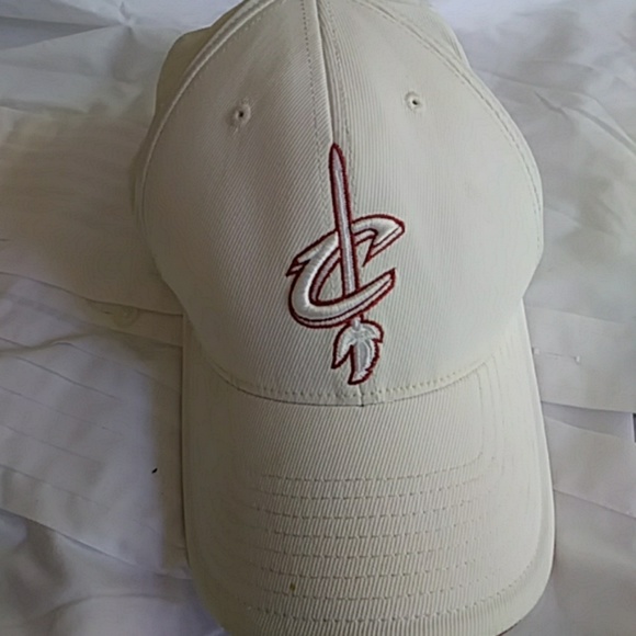 NBA Accessories - Cleveland Cavalierscap $28 SZ 1 size +FREE  Gift